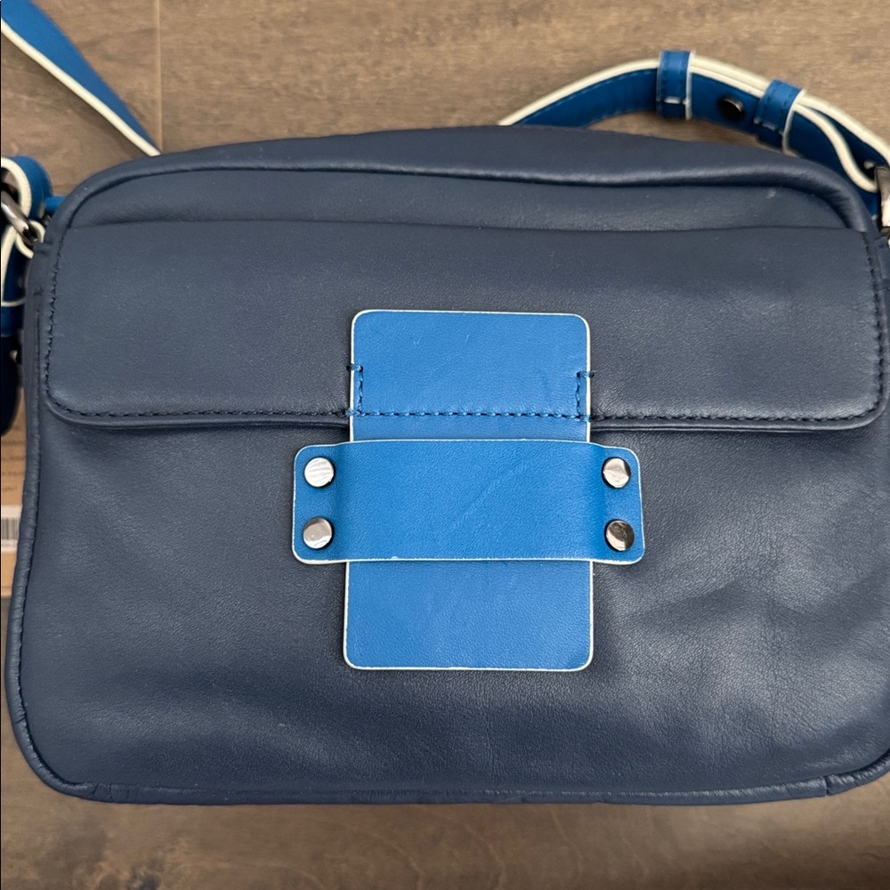 NWT Cole Haan Blue Leather Crossbody Bag Colorblock Adjustable Strap - Picture 5 of 6
